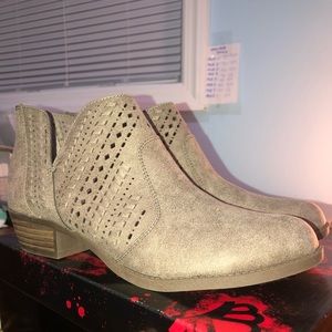 Carlos by Carlos Santana Booties